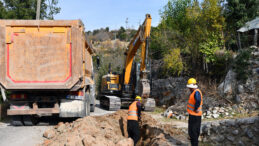 Büyükşehir, Bir Mahallenin Daha İçmesuyu Sorununu Çözüme Kavuşturuyor