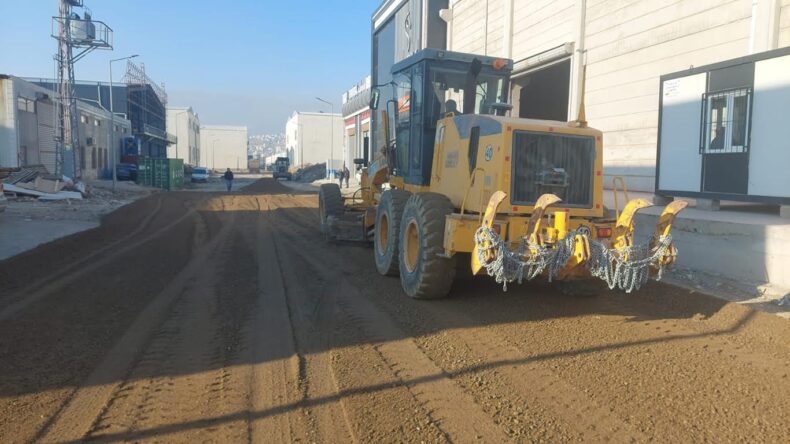 Dulkadiroğlu Belediyesi’nden Yeni Sanayi Sitesi’nde Yol Çalışması