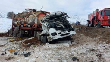 Kahramanmaraş’ta yakıt tankeri devrildi: 1 yaralı