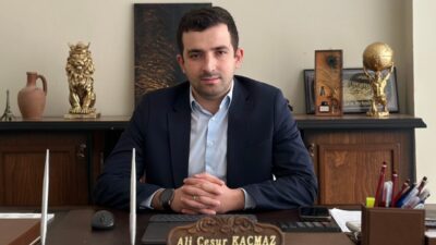 Kahramanmaraş’ın Onikişubat ilçesinde bulunan Ayser Çalık Ortaokulu’nda meydana gelen silahlı