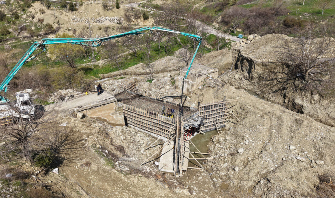 Kahramanmaraş Büyükşehir Belediyesi, ulaşım altyapısını güçlendirme çalışmaları kapsamında Bertiz Grup