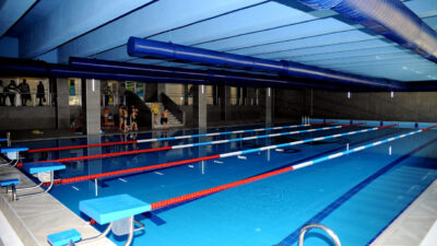 Onikişubat Belediyesi, kadınlara özel yüzme kurslarını başlattı. Yoğun ilgi gören