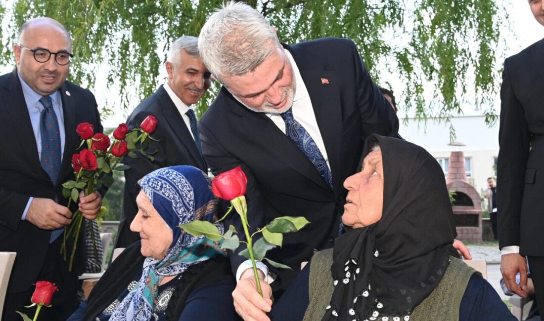 Bayramın İlk Gününde Huzurevi Sakinlerine Anlamlı Ziyaret Kurban Bayramı’nın ilk