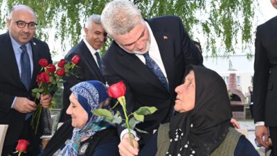Bayramın İlk Gününde Huzurevi Sakinlerine Anlamlı Ziyaret Kurban Bayramı’nın ilk