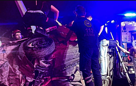 Kahramanmaraş’ın Kayseri yolunda gece saatlerinde meydana gelen trafik kazasında, sürücüsünün