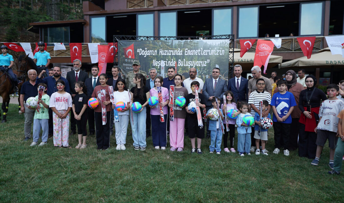 Kahramanmaraş Büyükşehir Belediyesi öncülüğünde düzenlenen etkinlikte şehit ve gazi çocukları,